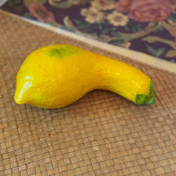 Paper mache squash - Picture 2 of 2